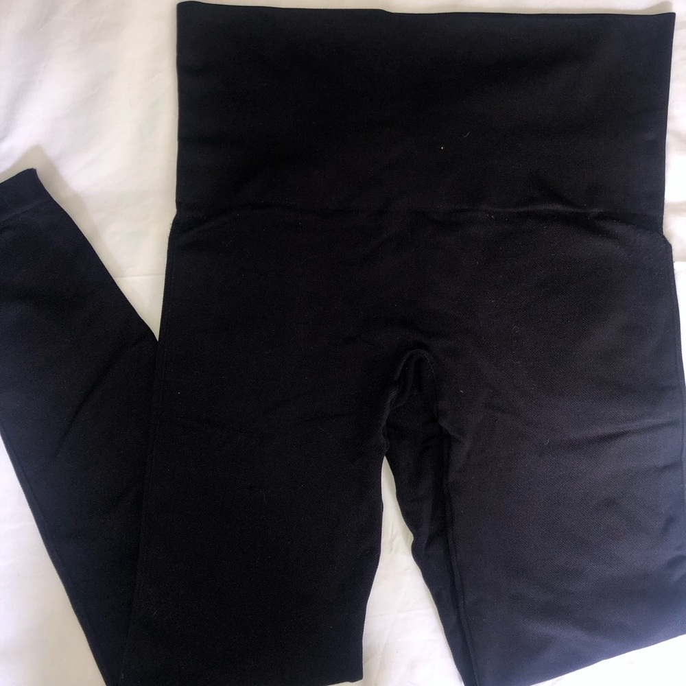 SPANX Women’s leggings